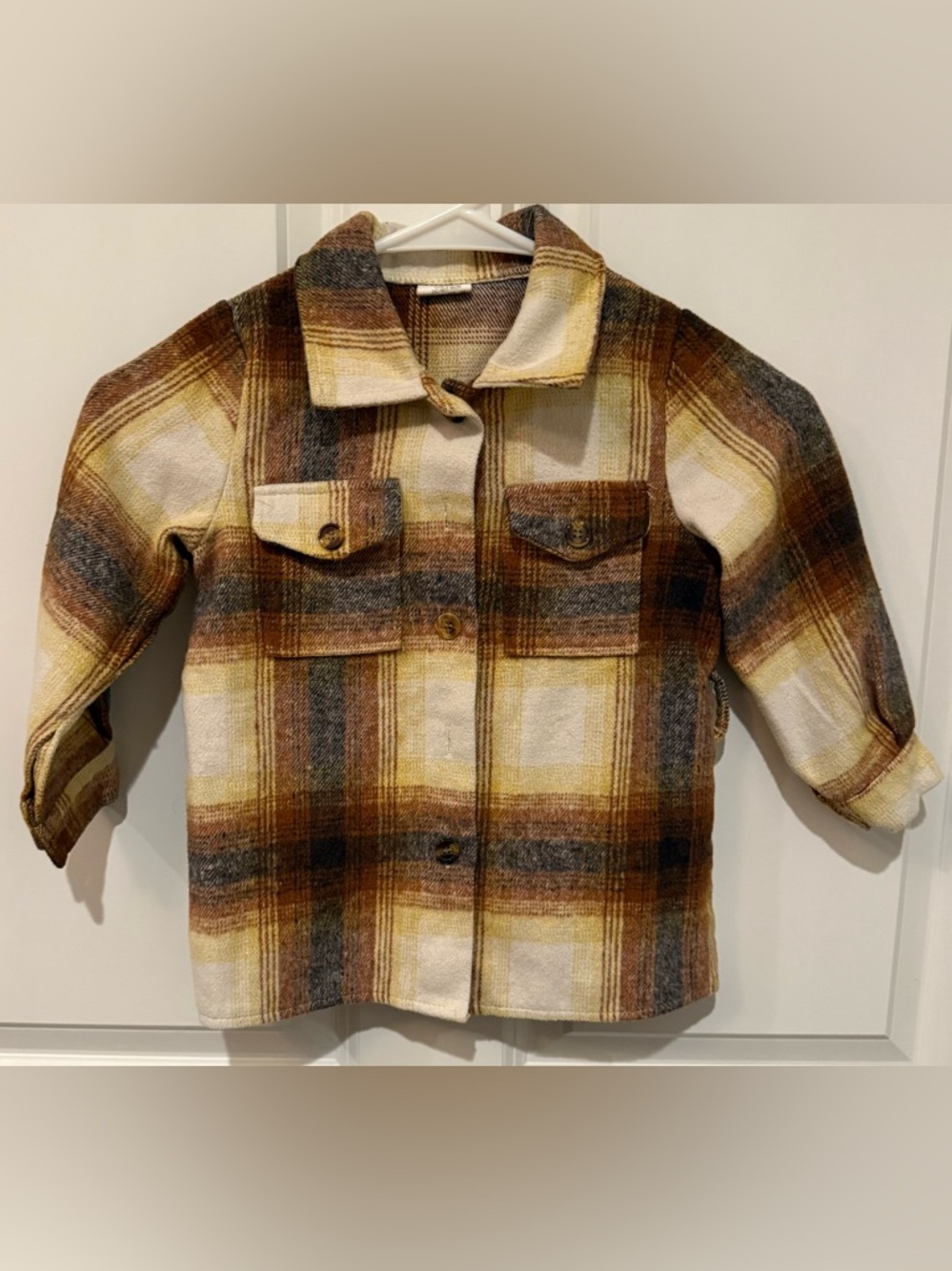 Marie Nicole - Plaid Flannel Button-Up Shacket Jacket in Cream, Rust & Mustard